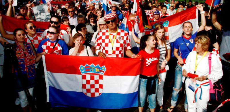 Može li se Hrvatsku voljeti iz inozemstva?