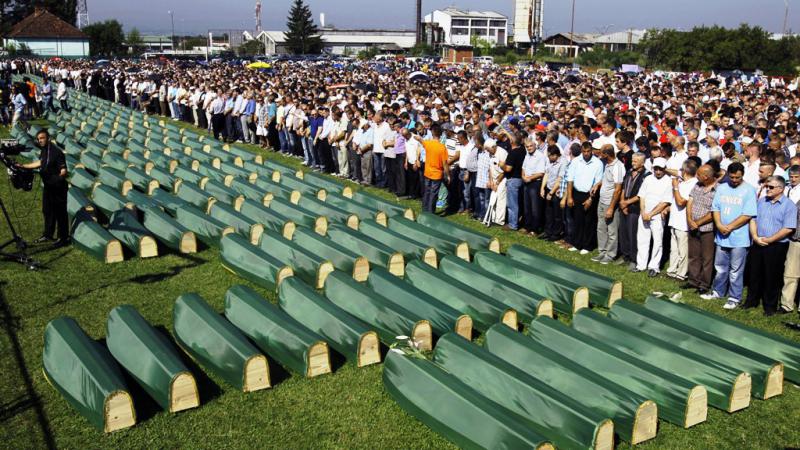 (BIH) PRIJEDOR Ispraćaj i pokop 284 Bošnjaka i Hrvata ubijenih 1992.