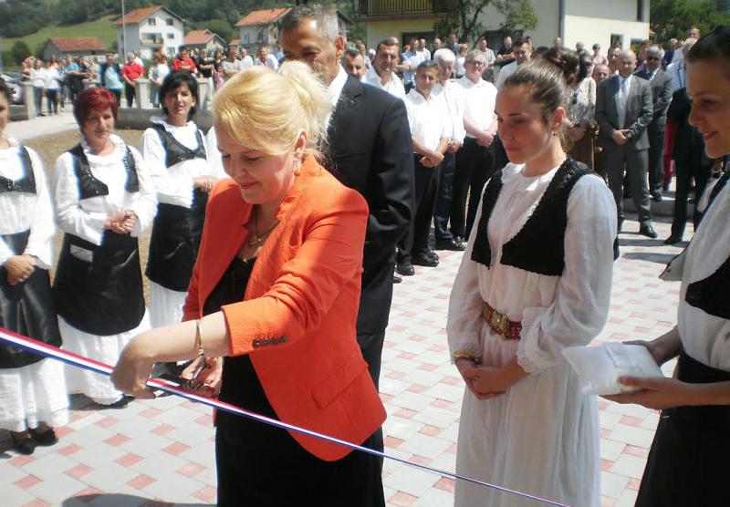 Daria Krstičević otvorila Hrvatski dom u Kandiji kod Bugojna
