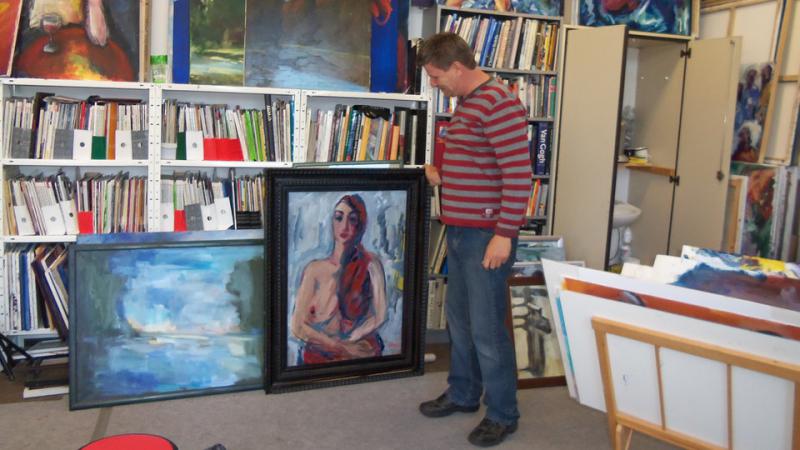 Fratarsku odoru zamijenio slikarskim platnom i bojama