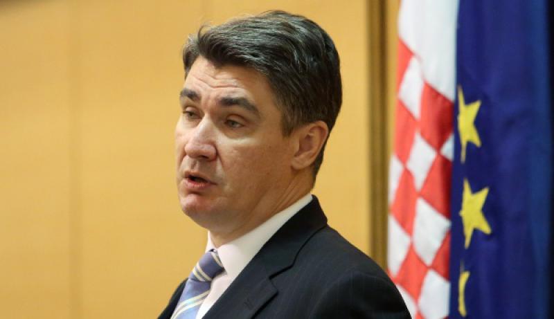 Milanović: Tražit ćemo od Srbije da Hrvatima osigura udžbenike