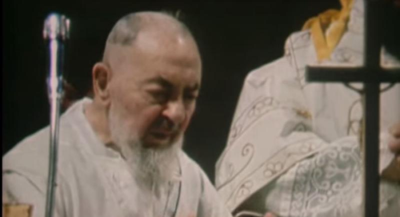 Sveti Pio iz Pietrelcine: Stigme i tajanstvena maramica
