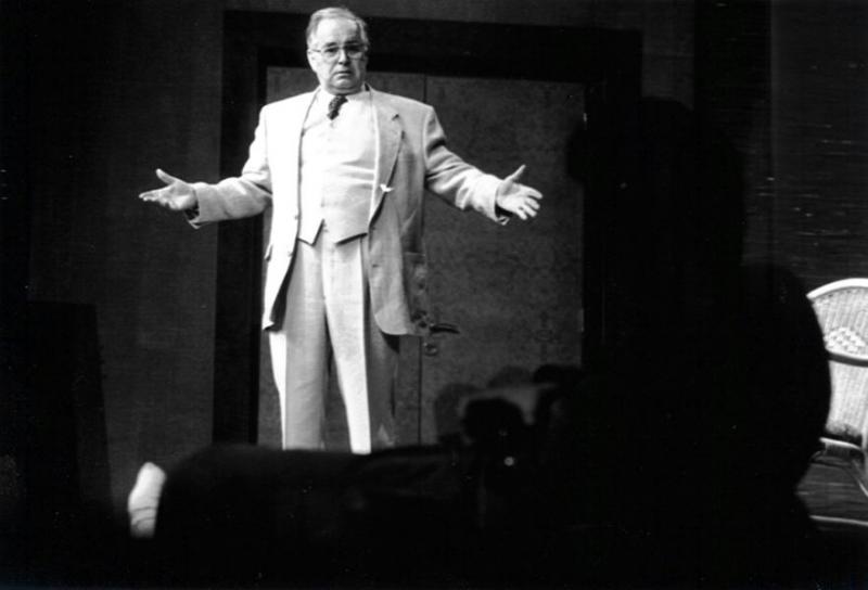 Preminuo Boris Buzančić, glumac i bivši gradonačelnik Zagreba