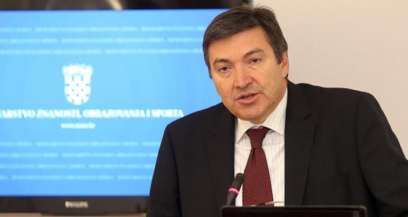 Nema novca za plaće prosvjetara
