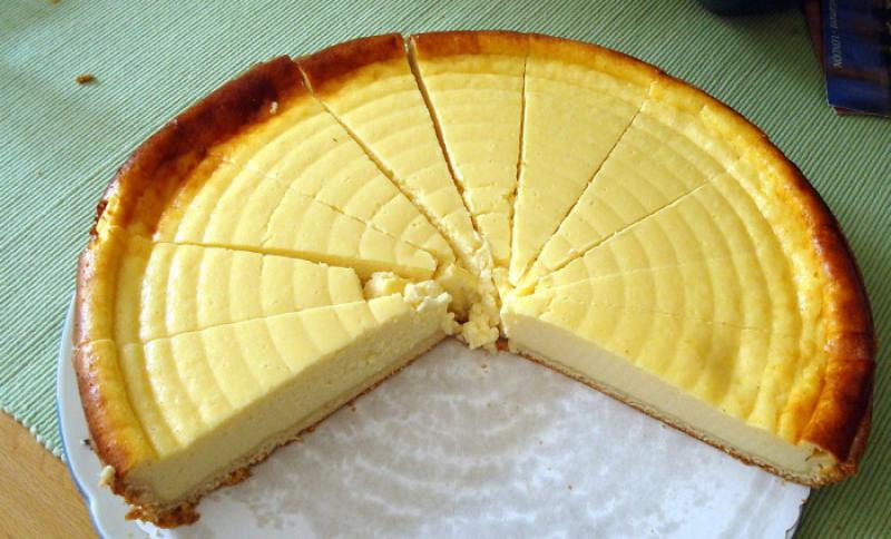 Ovaj kolač od sira morat ćete skrivati od ukućana