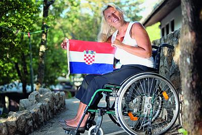 Tragedija: Na prosvjedu ispred Ministarstva preminula braniteljica
