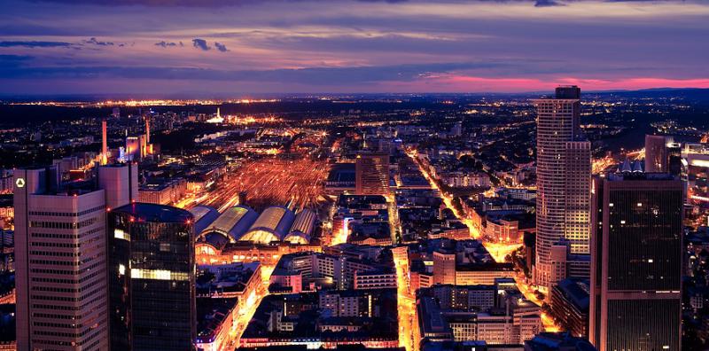 U ovom gradu, bankarskom središtu Europe, zaposleno je 15.000 Hrvata