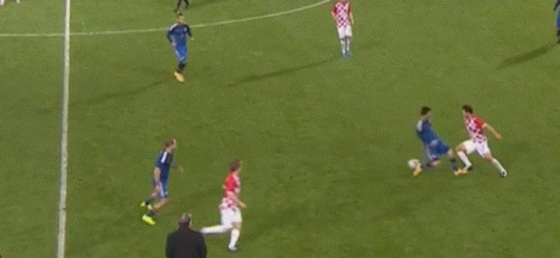 Neprimijećen detalj: kako je Hrvat spustio Messija na zemlju (VIDEO)