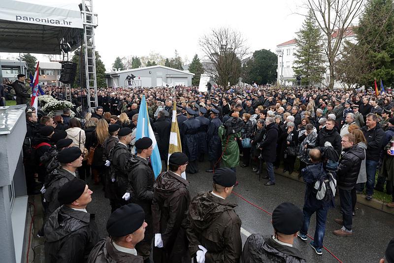 Vukovar: Spojile se kolone!