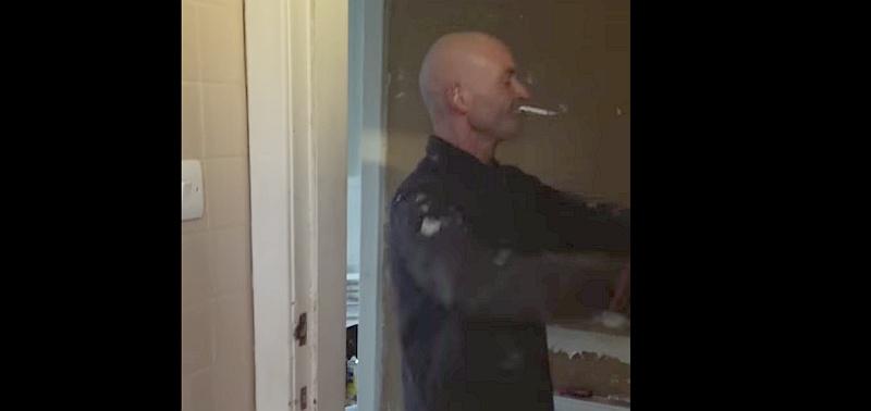 Evo što se može dogoditi kad majstora ostavite samog (VIDEO)