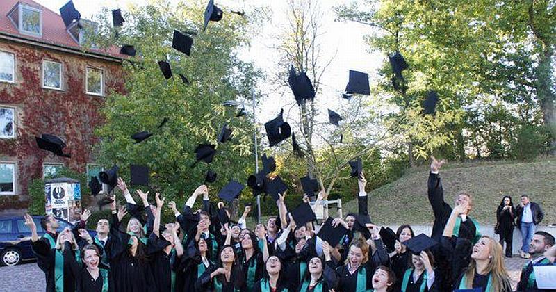 Čitatelji CroExpressa protiv ograničenja odlaska iz Hrvatske studentima
