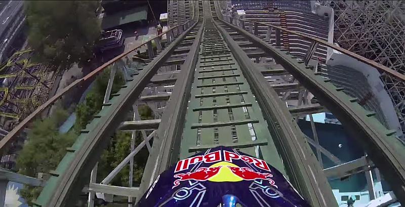 Vozio motor 'toboganom smrti' i osuševio se: 'Najbolja vožnja ikad!'