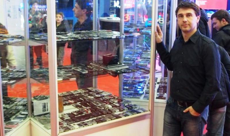 Zagrepčanin je vlasnik više od 2.000 različitih modela mobitela