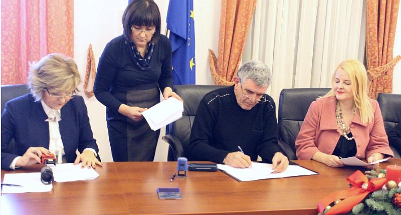 20 milijuna za Hrvate u BiH: evo kojih 29 projekata će Hrvatska financirati