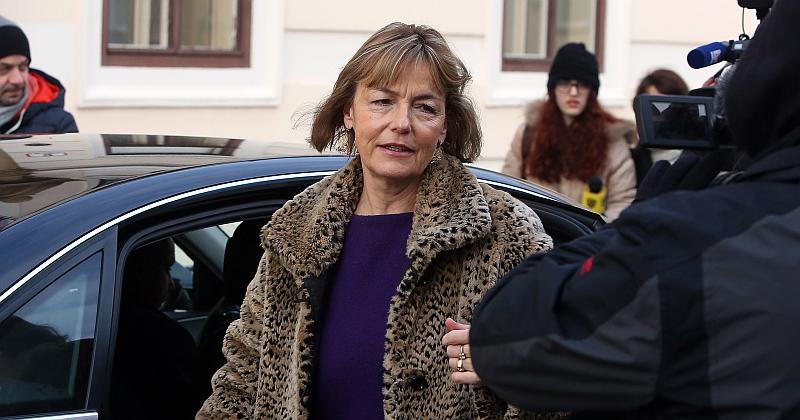 Nakon 120.000 kuna troška na let vladinim zrakoplovom Pusić tvrdi: 'To je bilo najefikasnije'