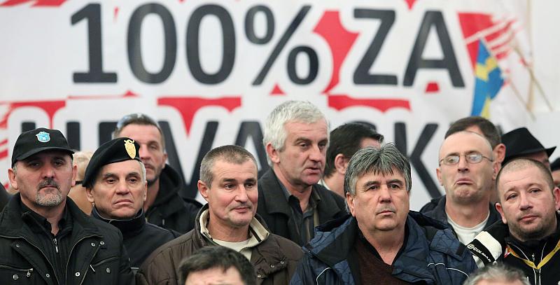 'Funkcionerima' će biti dobro i u bankrotiranoj državi