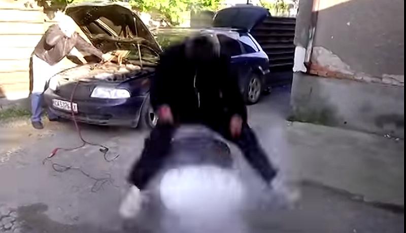 Kad Balkanci testiraju zračni jastuk to ne može završiti dobro (VIDEO)