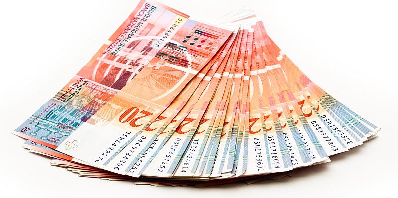 300.000 Hrvata u strahu: franak ojačao prema kuni 16 posto