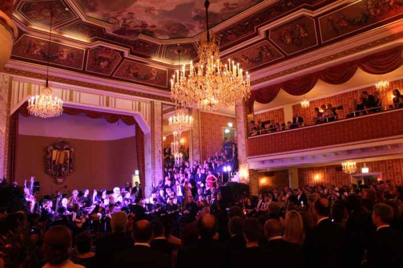 Tradicionalni Hrvatski bal okupio Gradišćanske, Moliške, Hrvate iz BiH...