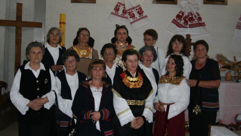 Hrvatice u Beču izlažu narodno blago spašeno iz poplava