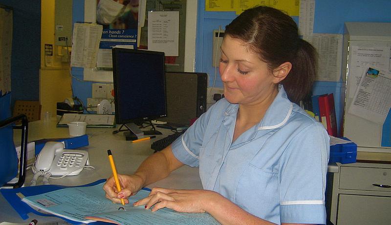 Njegovateljica u Njemačkoj: 'Plaća mi nekad nije dovoljna za pokriti troškove'