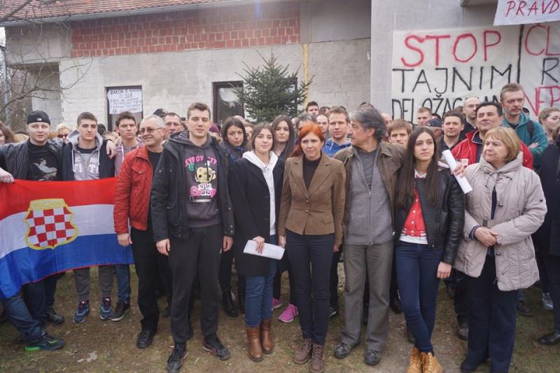 Deveteročlana obitelj u strahu, svaki čas mogu postati beskućnici
