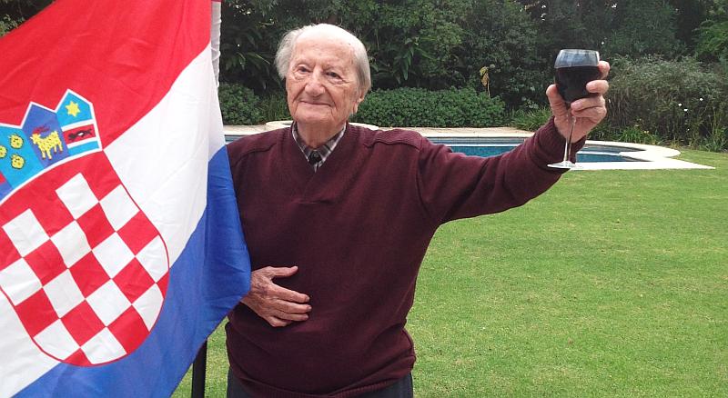 Ratovao je u Hrvatskoj dobrovoljačkoj legiji, zapovijedao blindiranim vlakom; Kazimir proslavio 101. rođendan