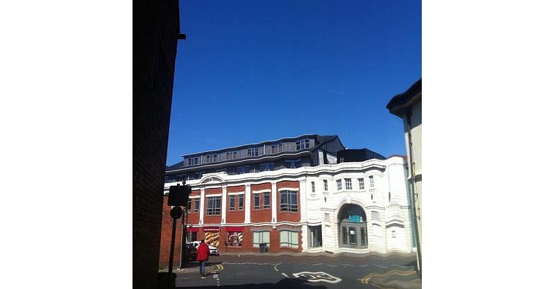 Evo kako izgleda kad 'okinete' fotografiju u isto vrijeme kad dobijete SMS