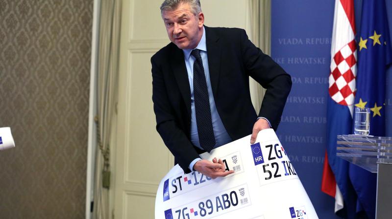 Hrvatski grb na registracijama ipak ostaje