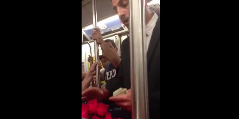 Prodavačica ruža rasplakala se kad joj je on prišao i objasnio što želi (VIDEO)