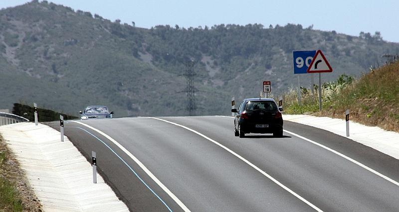 Američka blogerica: 'Što hrvatski policajci rade američkim djevojkama koje (ni)su izazvale nesreću?'