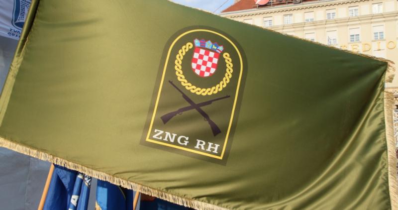 Prije 24 godine prvi se put postrojila Hrvatska vojska