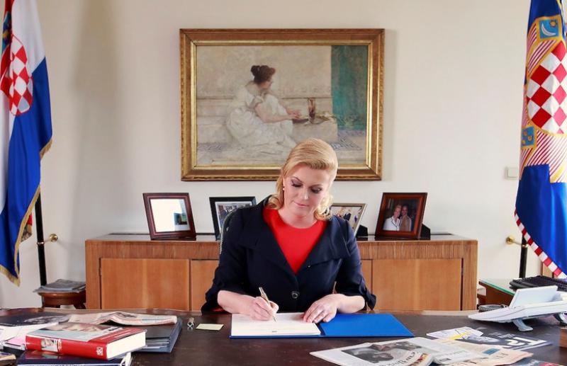 Pročitajte pismo Grabar-Kitarović koje je napisala povodom 100 dana mandata