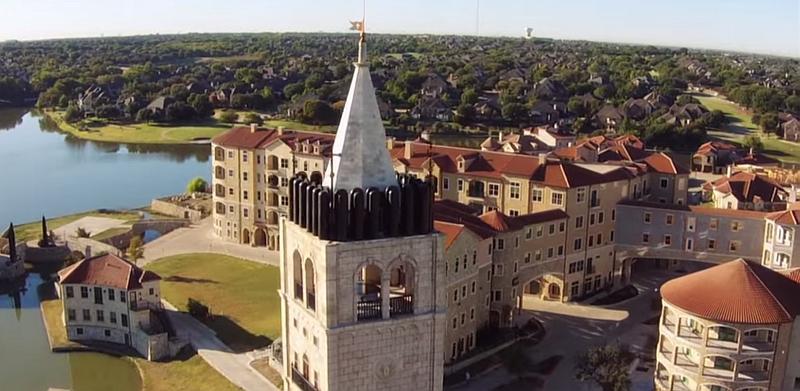 Usred Teksasa postoji mjesto izgrađeno po uzoru na dalmatinski gradić (VIDEO)