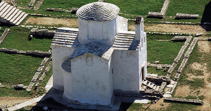 Znate li da se u Hrvatskoj nalazi 'najmanja katedrala na svijetu'?