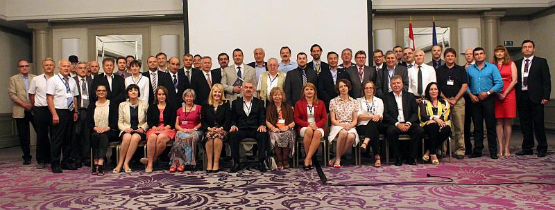 ZAKLJUČENO: Olakšati glasovanje i stjecanje državljanstva Hrvatima izvan RH