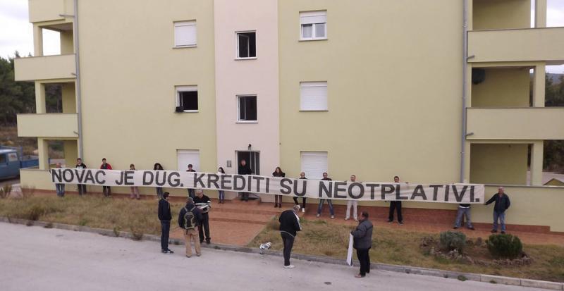 Grabar-Kitarović pisala državnom odvjetniku zbog 10.000 ovrha