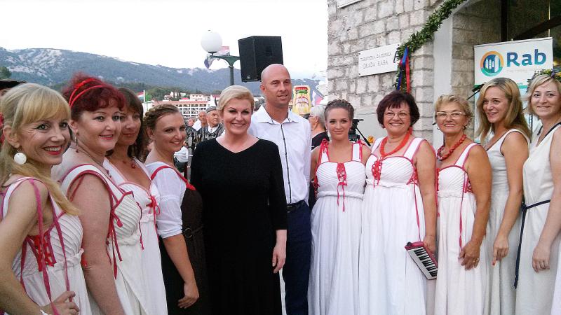 Grabar-Kitarović seli u Split: 'Ne želimo zakrčavati promet autocestom'