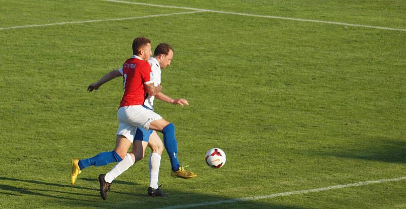 Canberra nastavlja juriš na prvo mjesto, pobjeda Melbourne Knightsa