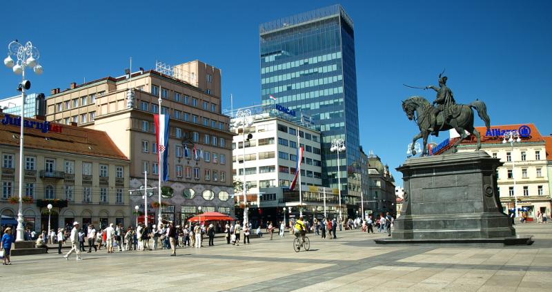 Prije 70 godina uklonjen ban Jelačić sa glavnog zagrebačkog trga