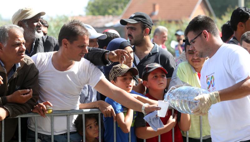 APEL CRVENOG KRIŽA: Evo kako možete pomoći migrantima