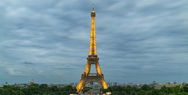 POKOLJ U PARIZU: najmanje 120 mrtvih u nizu terorističkih napada