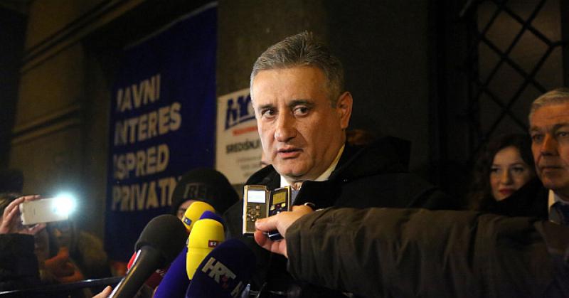 Karamarko napustio sastanak: 'Nude trgovinu, podjelu ratnog plijena pobjednika'