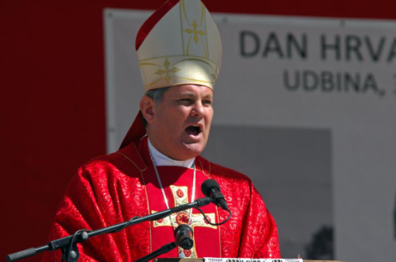 ‚Živio Zoran, novi hrvatski kralj! Živio Božo, nova dvorska kraljevska... (dodajte sami)!‘
