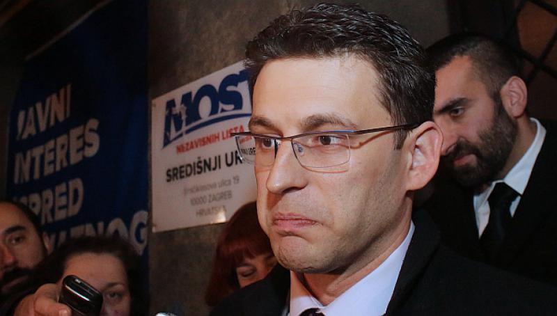 Pročitajte pismo Tomislava Karamarka Boži Petrovu