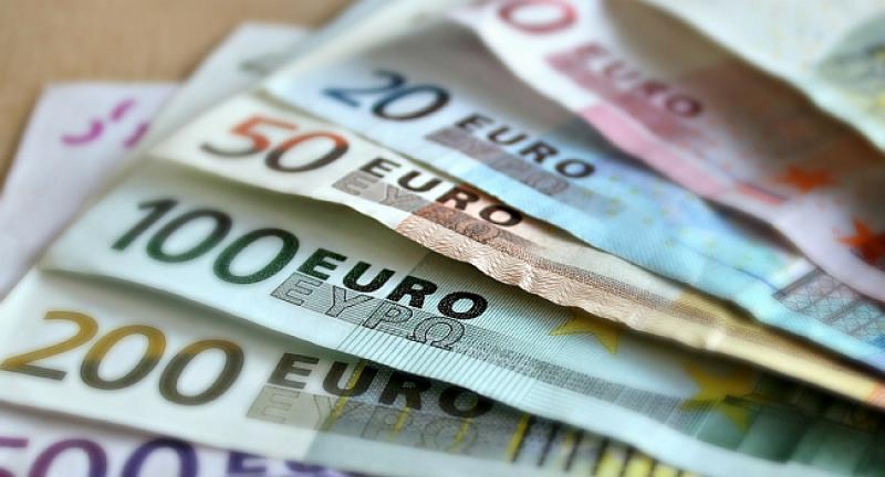 ANKETA: jeste li dobili božićnicu?