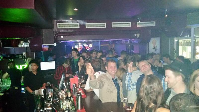 AUSTRIJSKI BAR NE PUŠTA AZILANTE: Vlasnica tvrdi: 'Moram zaštititi goste'