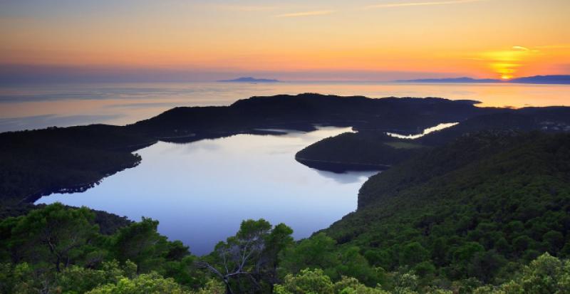 APEL LIJEČNICE: 'Dođite raditi na jedan od najljepših otoka svijeta, plaća najmanje 11.000 kn, stan osiguran'