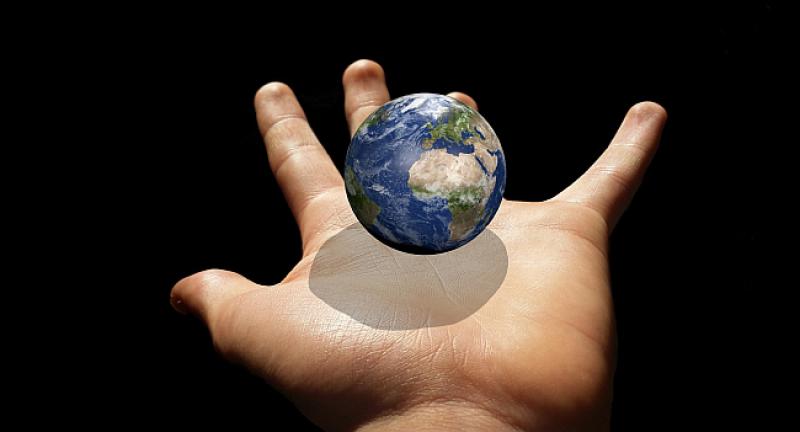 Pita Ivica tatu zašto se Zemlja okreće...