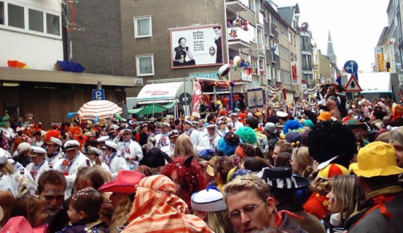 OPET SE DOGAĐA: Policija u Kölnu uhitila azilanta, optužen da je prebio i silovao djevojku